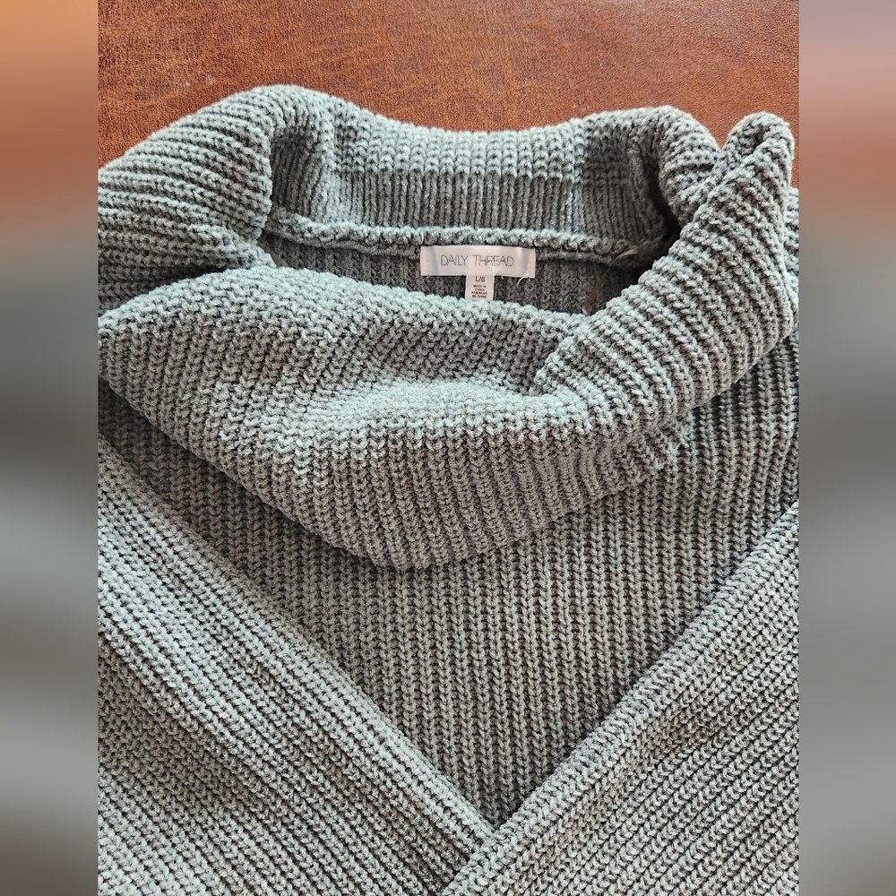 Daily Thread Chunky Cowl Neck Sweater - Picture 3 of 6